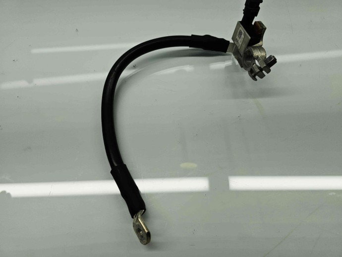 Borna baterie (-)  AUDI A4 (8K2, B8) [Fabr 2008-2015] 8T0915181