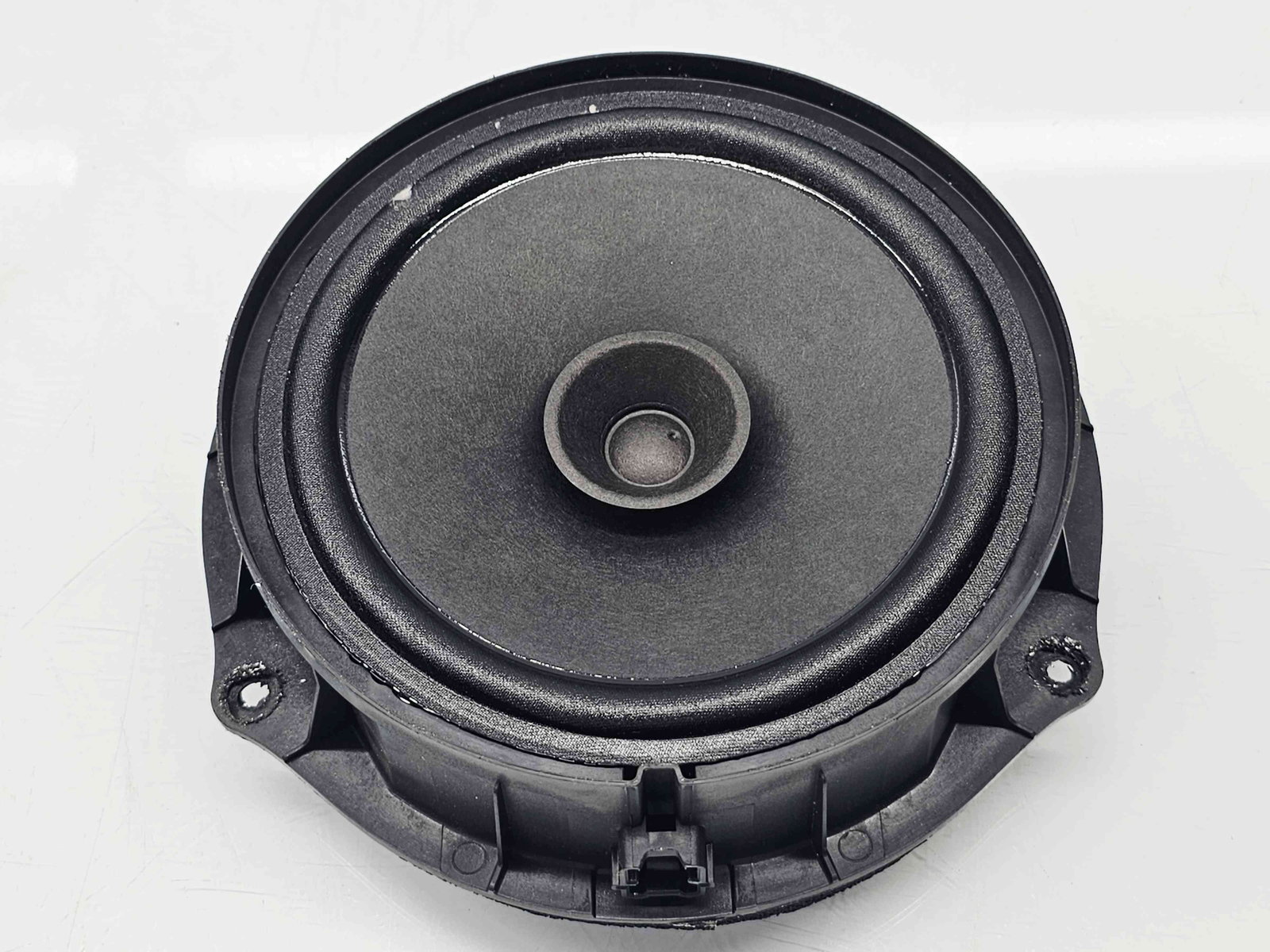 Boxa dreapta spate Dacia Jogger facelift [Fabr 2021-2025] 281443585R - imagine 1