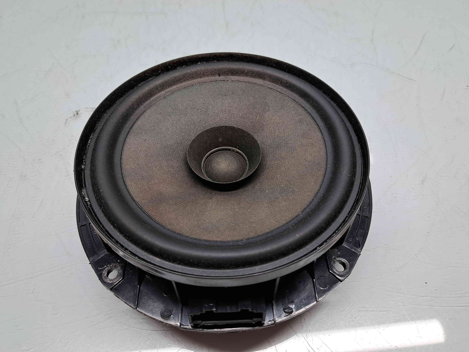 Boxa stanga spate Skoda Rapid (NH3) [Fabr 2012-2019] OEM - imagine 1