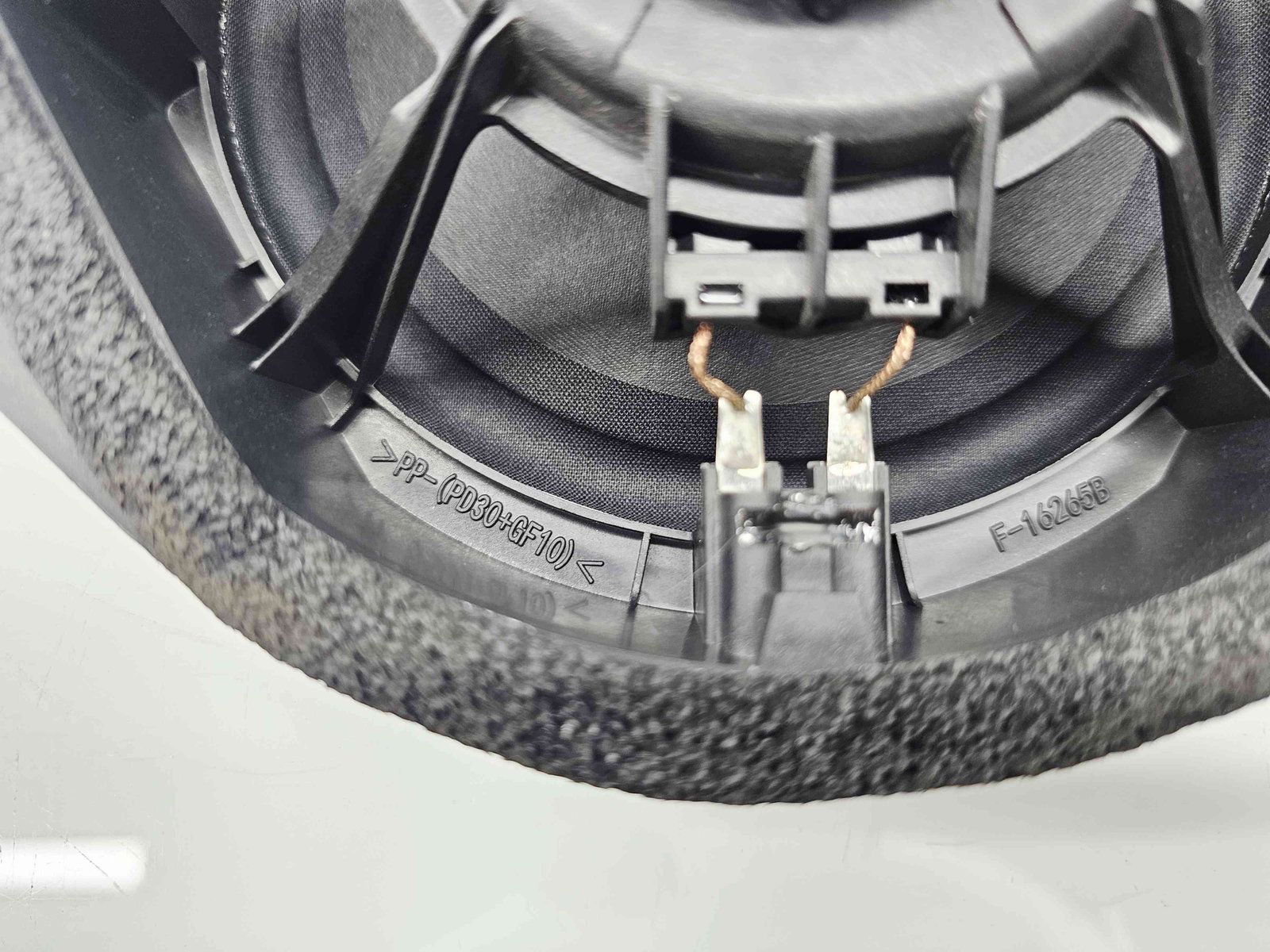 Boxa stanga spate Dacia Jogger facelift [Fabr 2021-2025] 281443585R - imagine 4