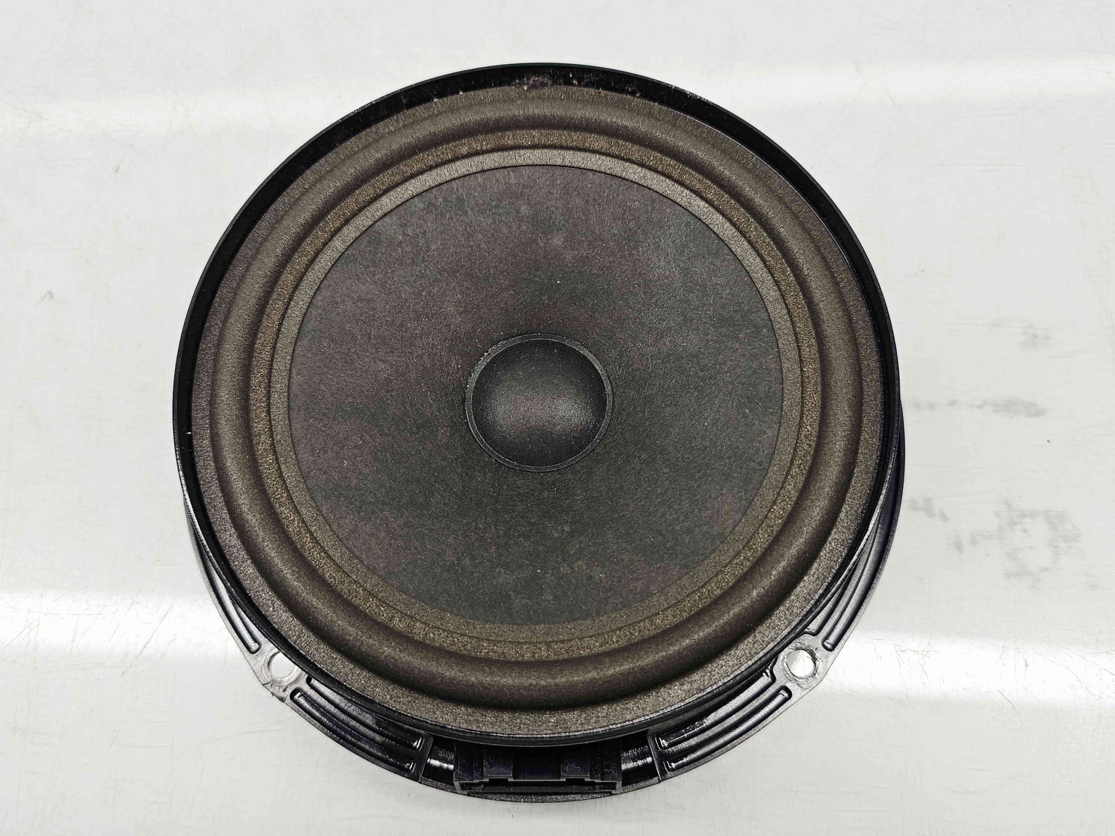 Boxa stanga spate Volkswagen Tiguan (5N) [Fabr 2007-2016] 5N0035453A