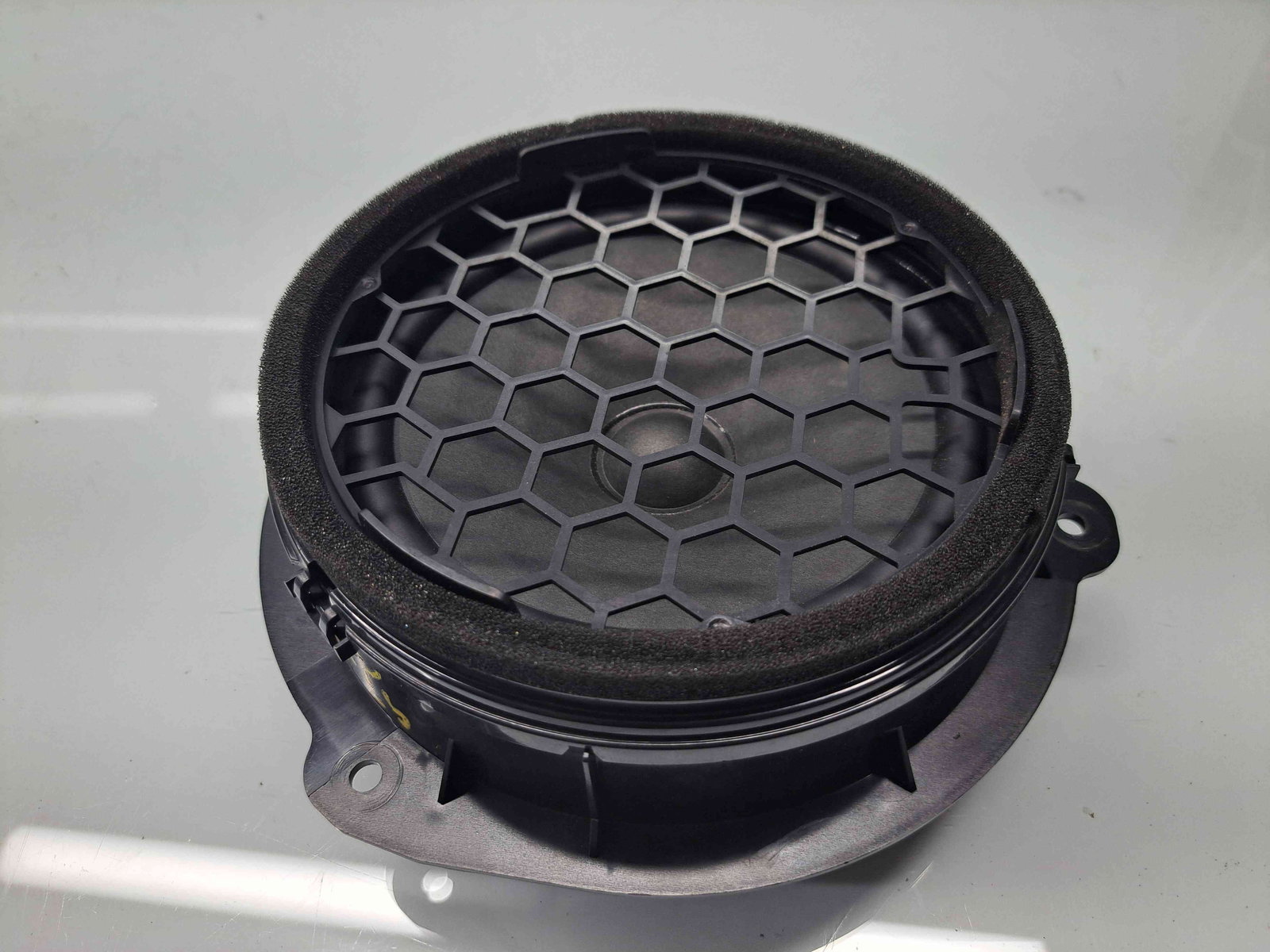 Boxa stanga spate Audi A3 Sportback (8VA) Hatchback [Fabr 2012-2020] 8V4035411 - imagine 1