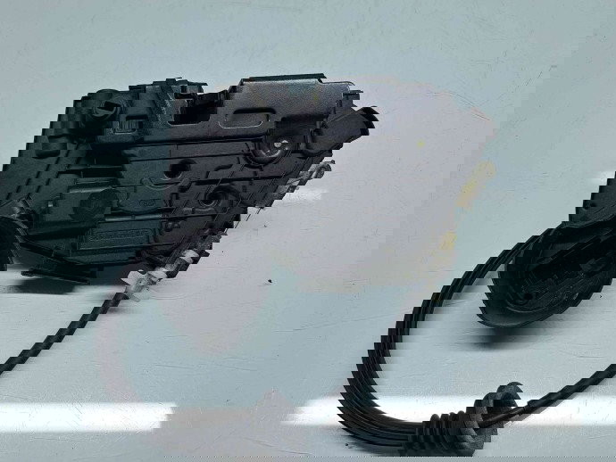 Broasca usa dreapta spate Volkswagen Golf 6 (5K1) GTI [Fabr 2009-2013] 5K4839016H