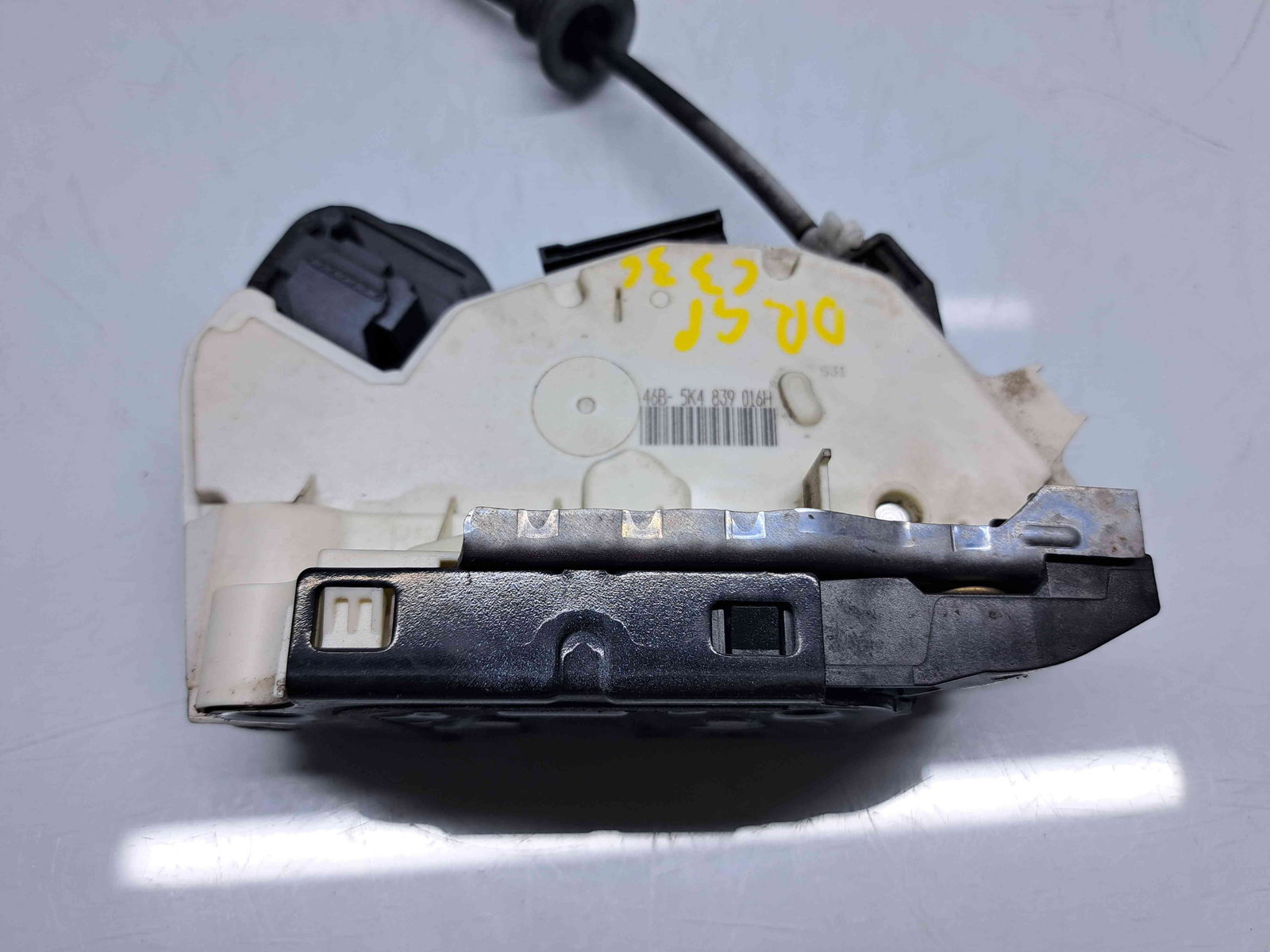 Broasca usa dreapta spate Volkswagen Golf 6 (5K1) GTI [Fabr 2009-2013] 5K4839016H - imagine 4