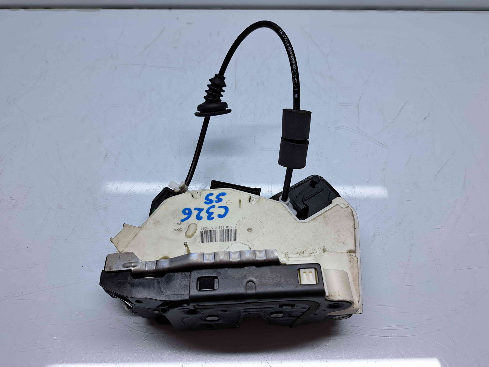 Broasca usa stanga spate Skoda Rapid (NH3) [Fabr 2012-2019] 5E0839015 - imagine 3