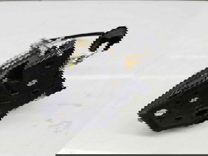 Broasca usa stanga spate Audi A4 (8K2, B8.5) Facelift [Fabr 2008-2015] 8K0839015C