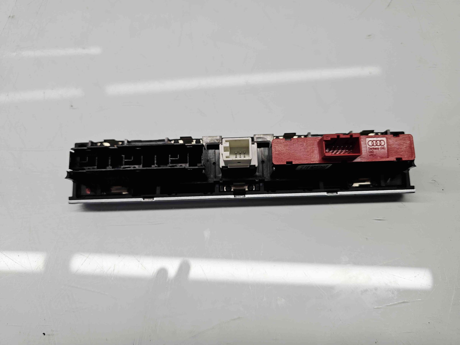 Buton START/STOP Audi A3 Sportback (8PA) [Fabr 2004-2013] Facelift 8P0927137 - imagine 2