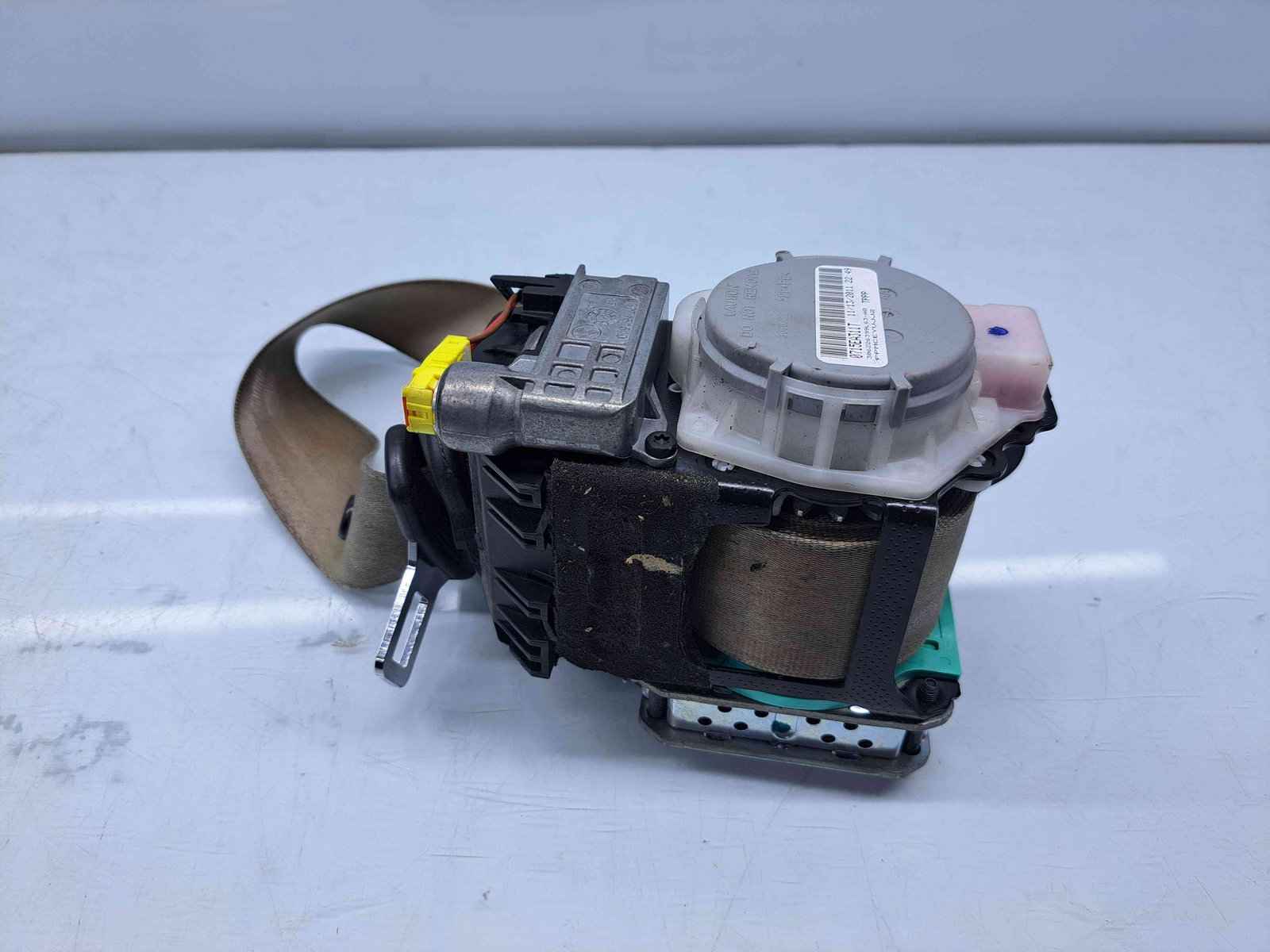 Centura dreapta fata Audi A4 (8K2, B8) [Fabr 2008-2015] 8K1857706 - imagine 1