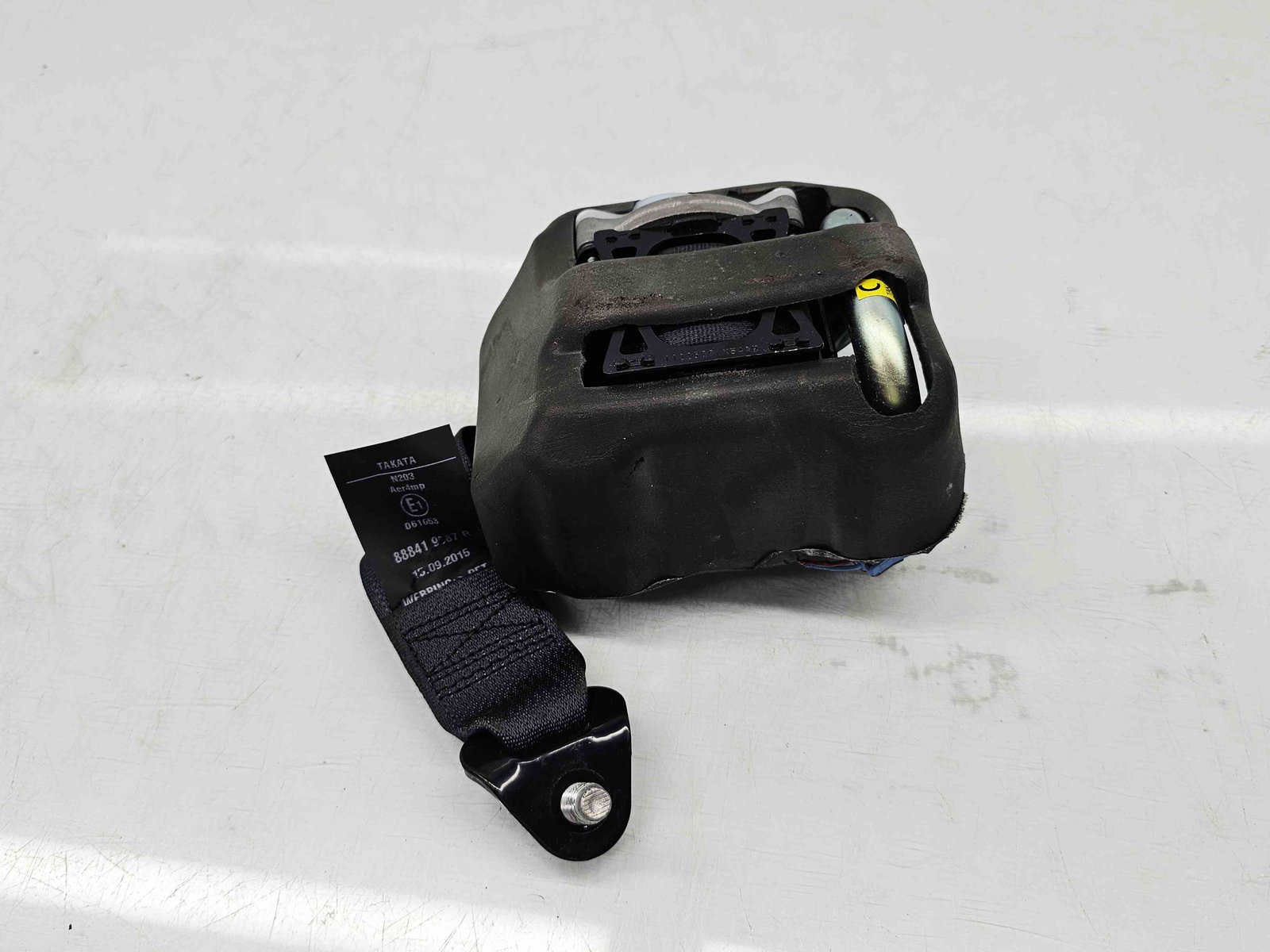 Centura dreapta spate Renault Kadjar [Fabr 2015-prezent] 888419687 - imagine 1