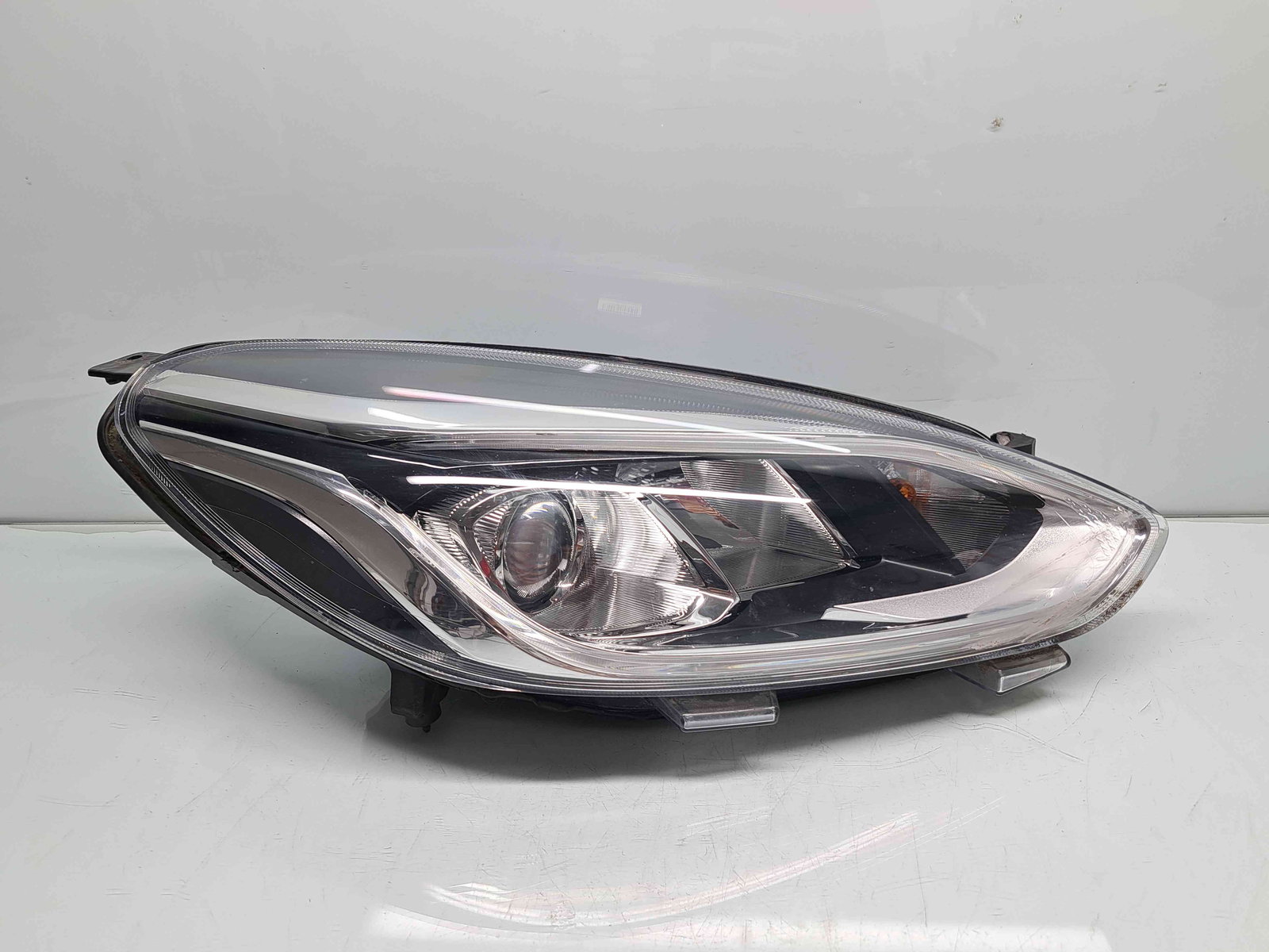 Far dreapta Ford Fiesta 8 [Fabr 2017-2025] H1BB-13W029-DD - imagine 1