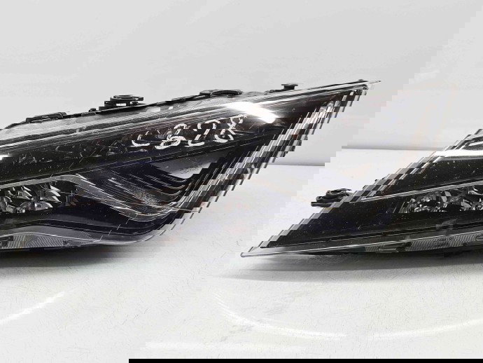  Far stanga Seat Leon ST Combi (5F8) [Fabr 2013-2018] facelift 5F2941007