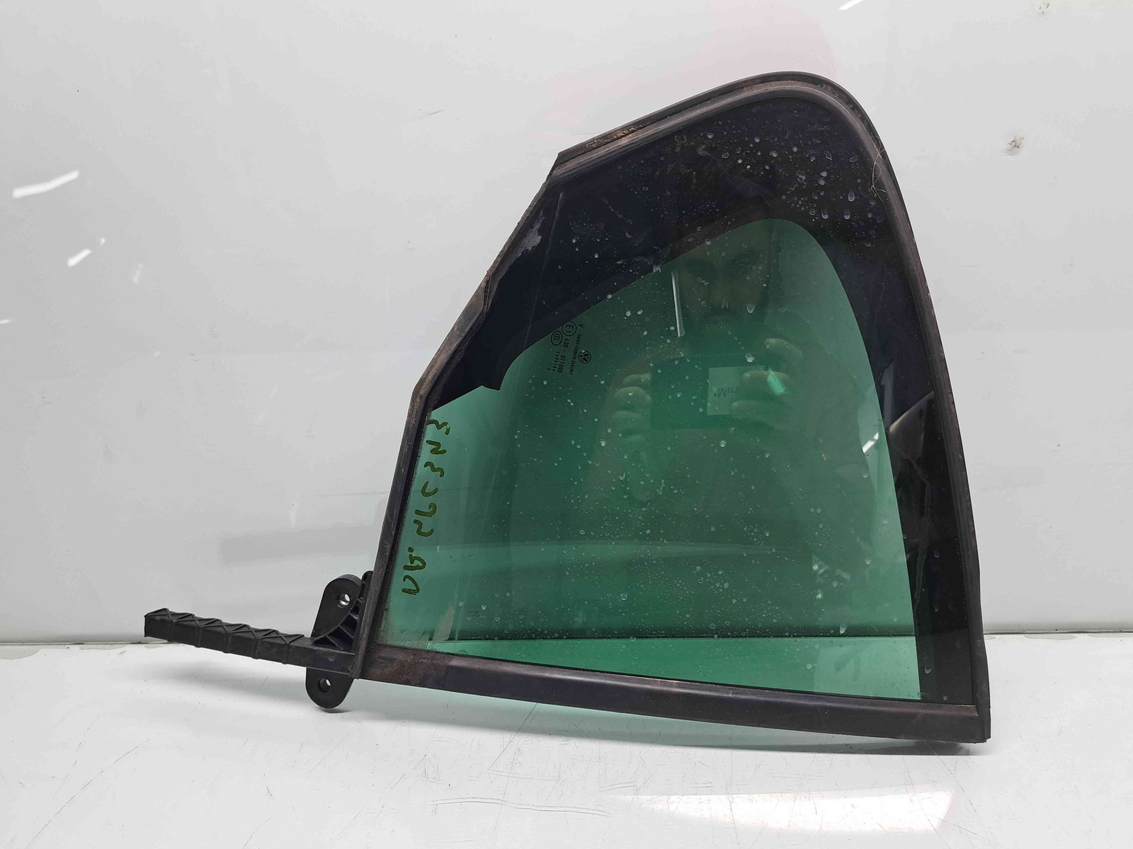 Geam fix usa stanga spate Volkswagen Passat B8 (3G2) [Fabr 2015-prezent] OEM