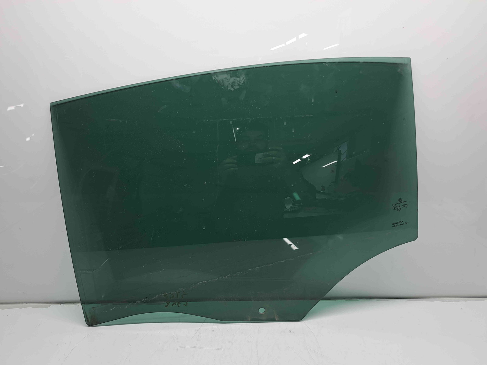 Geam usa stanga spate Volkswagen Passat B8 (3G2) [Fabr 2015-prezent] OEM