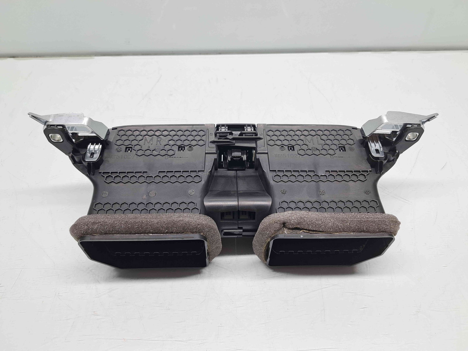 Grila aerisire centrala Ford Fiesta 8 [Fabr 2017-2025] H1BB-19K617-AEW - imagine 2