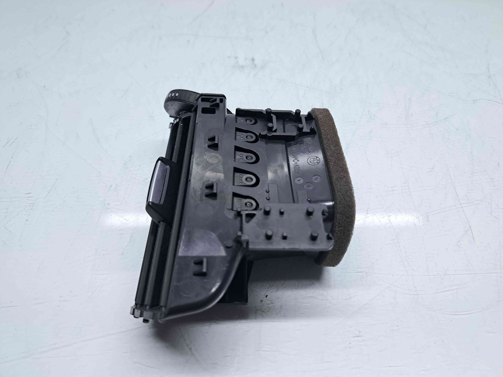 Grila aerisire dreapta Bmw X1 (F48) [Fabr 2016-2022] 9292740 - imagine 2