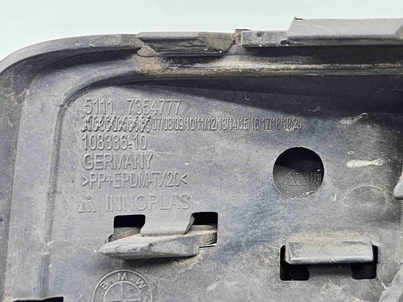 Grila proiector stanga Bmw X1 (F48) [Fabr 2016-2022] 7354777 - imagine 3