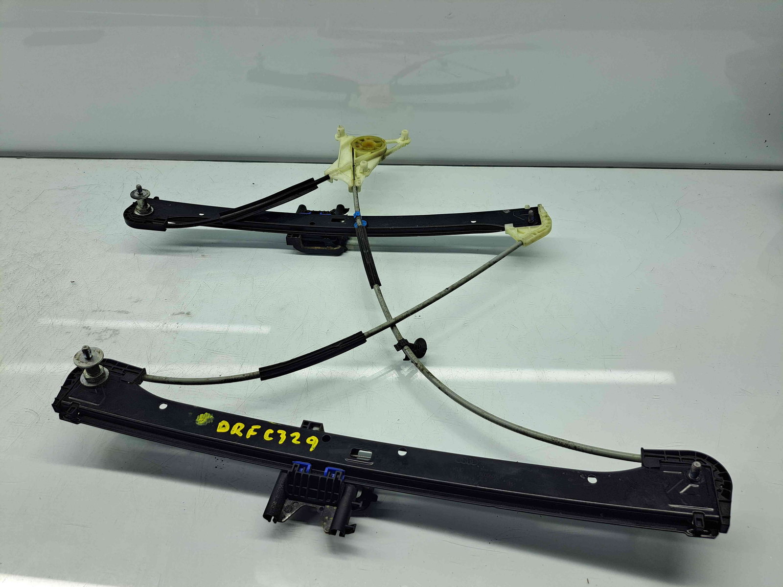 Macara electrica geam dreapta fata Audi A3 Sportback (8VA) Hatchback [Fabr 2012-2020] 8V4837462 - imagine 1