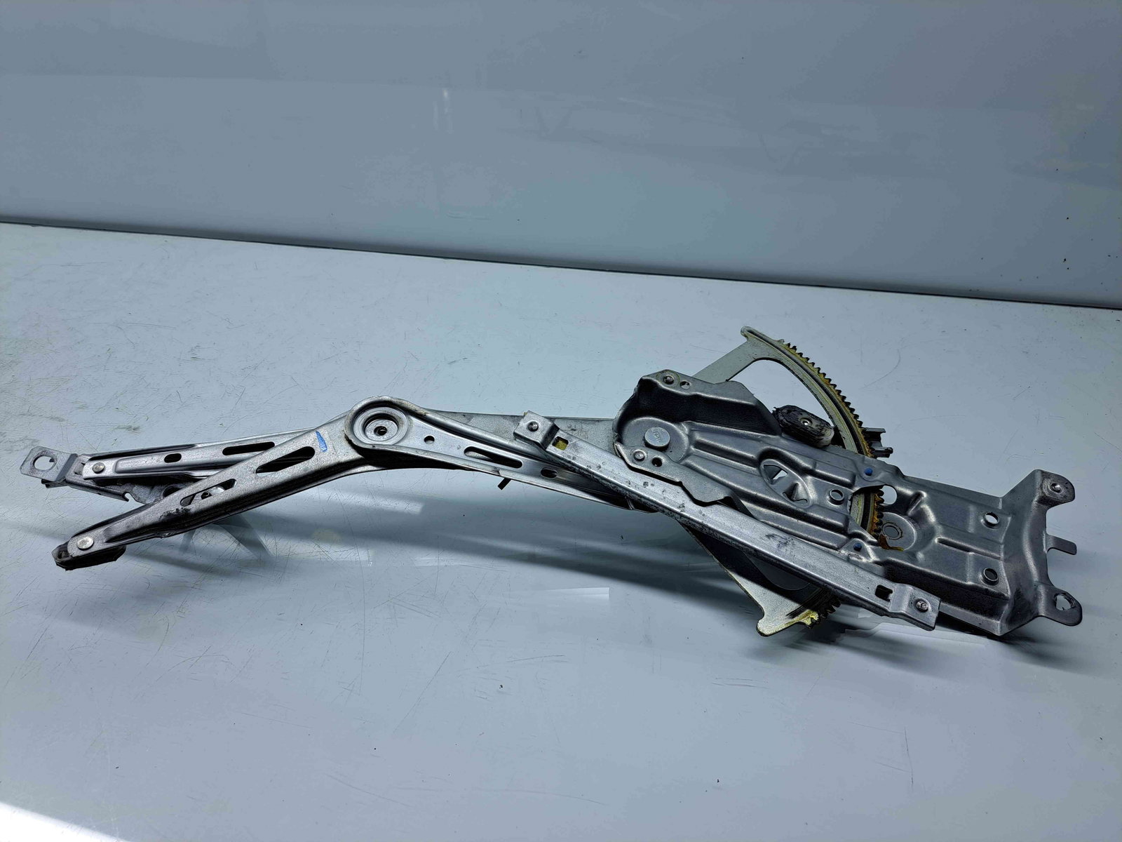 Macara electrica geam dreapta fata Opel Zafira B (A05) facelift [Fabr 2006-2011] 13132221 - imagine 1