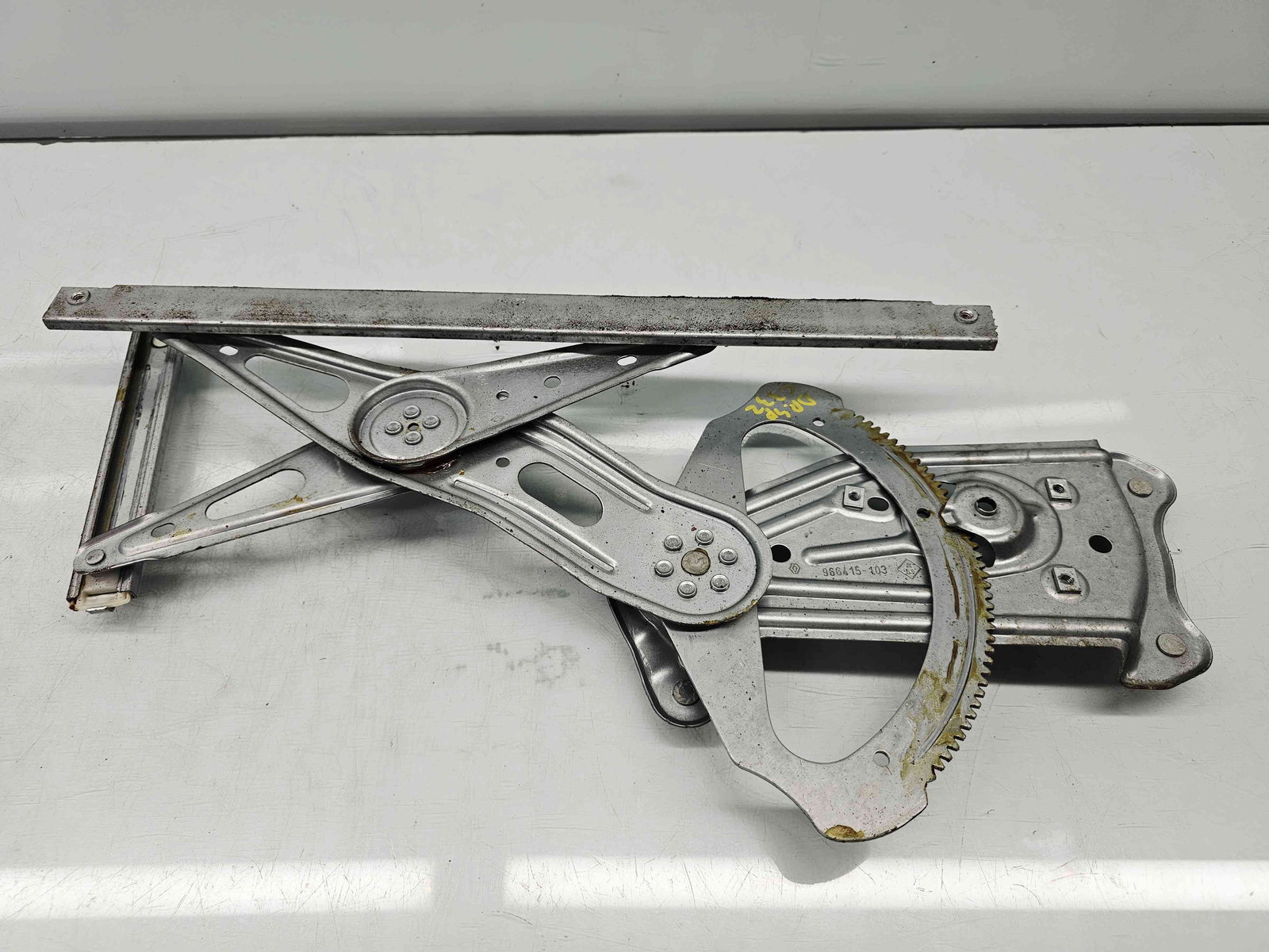 Macara electrica geam dreapta spate Renault Scenic 3 (J95) Facelift [Fabr 2009-2015] 827208148R - imagine 1