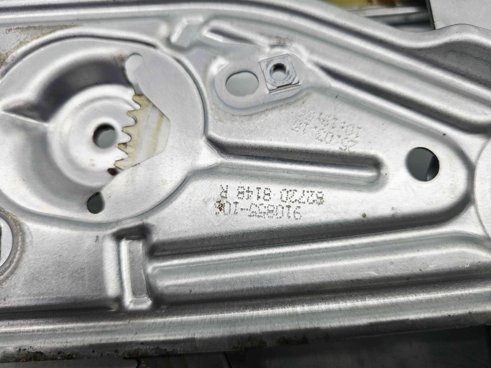 Macara electrica geam dreapta spate Renault Scenic 3 (J95) Facelift [Fabr 2009-2015] 827208148R - imagine 2