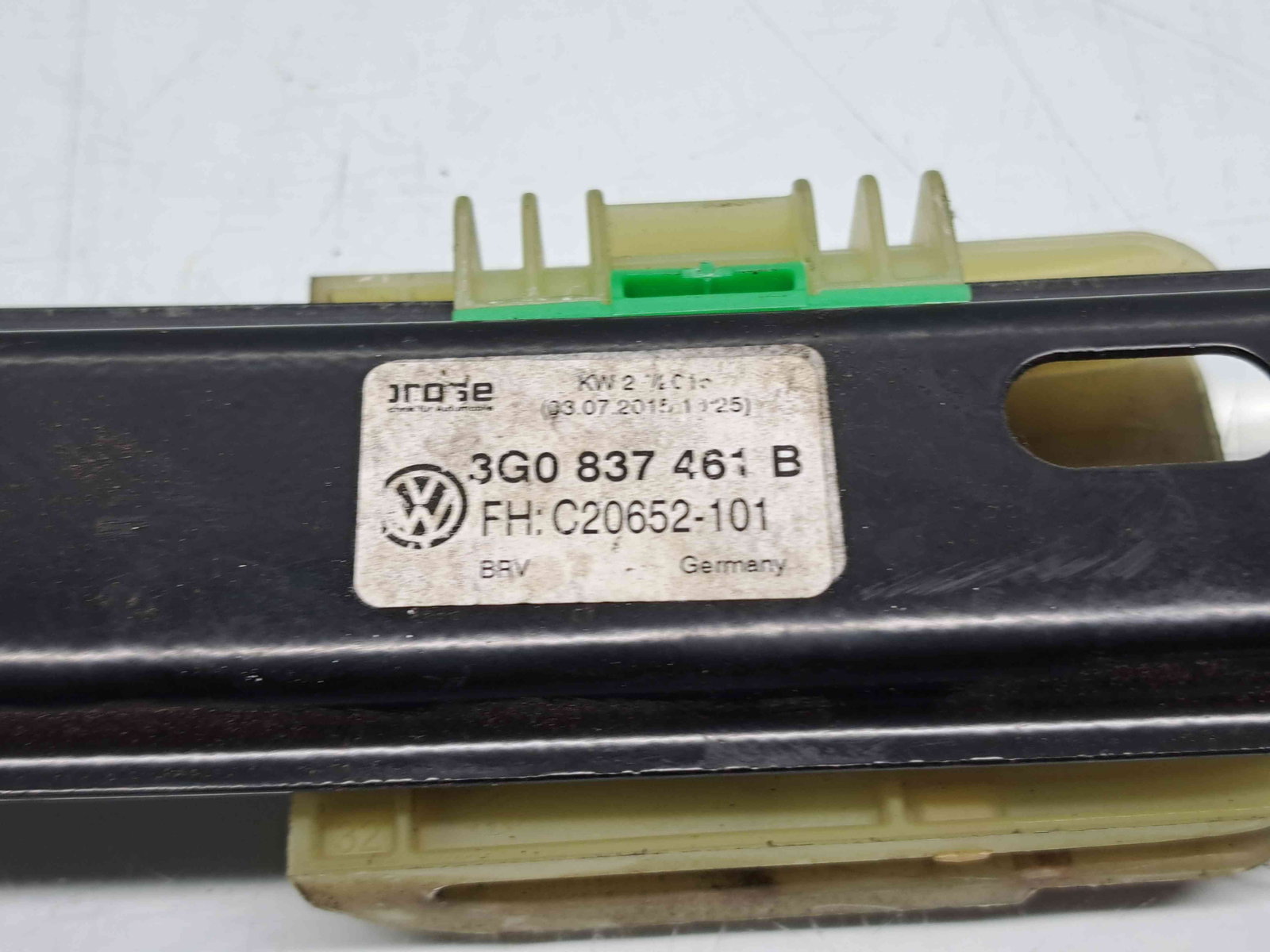 Macara electrica geam stanga fata Volkswagen Passat B8 (3G2) [Fabr 2015-prezent] 3G0837461B - imagine 4