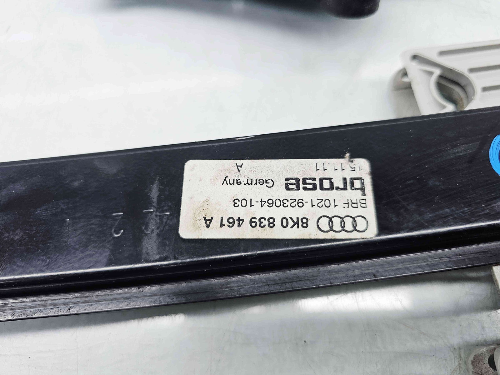 Macara electrica geam stanga spate Audi A4 (8K2, B8) [Fabr 2008-2015] 8K0389461A - imagine 2