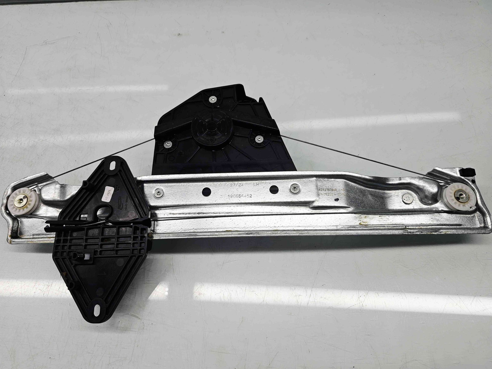 Macara electrica geam stanga spate Dacia Jogger facelift [Fabr 2021-2025] 827219784R - imagine 1