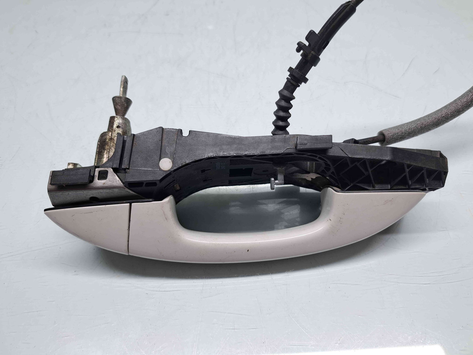 Maner usa dreapta fata Volkswagen Golf 6 (5K1) GTI [Fabr 2009-2013] LB9A - imagine 3