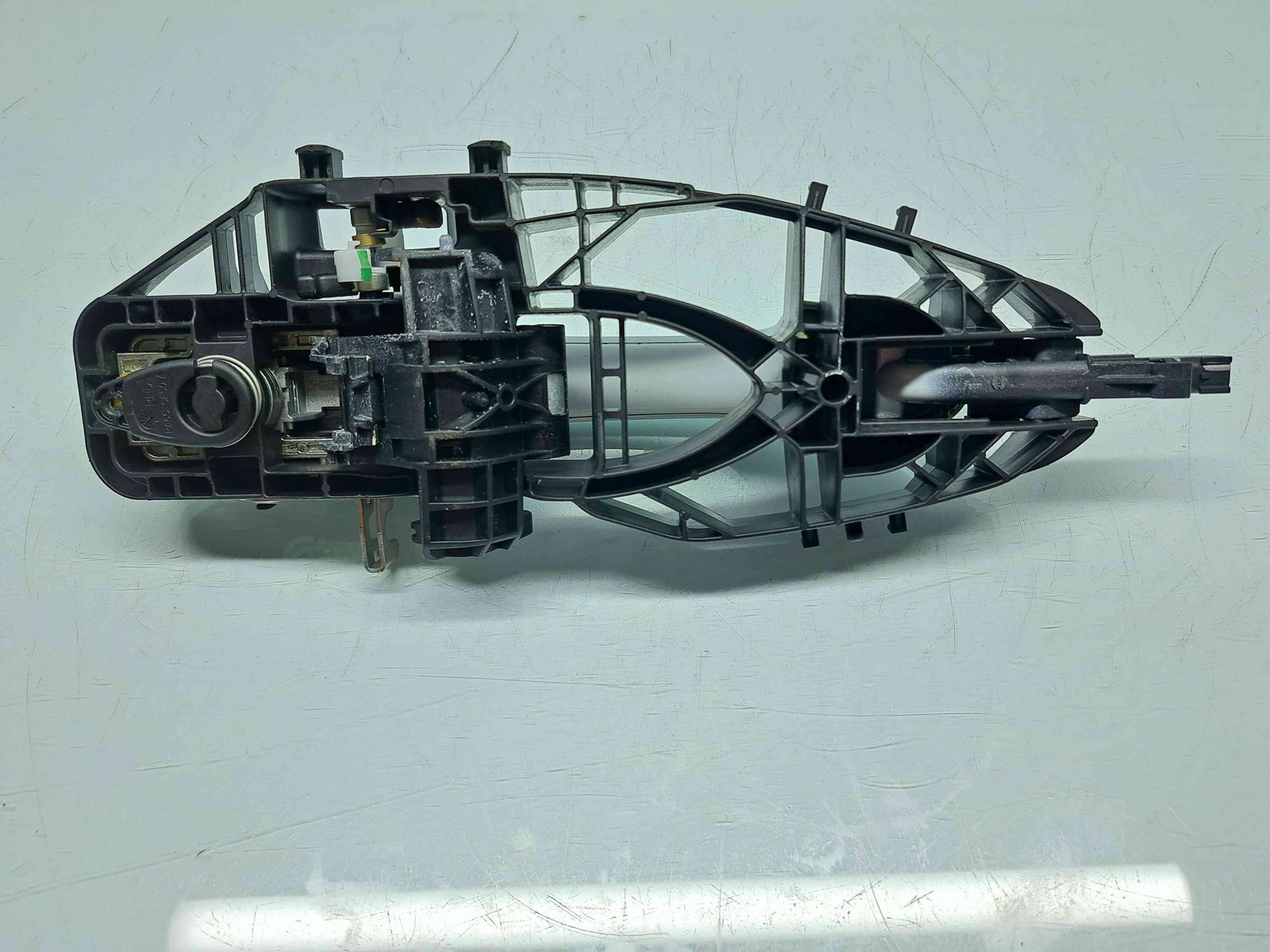 Maner usa dreapta fata Ford Fiesta 8 [Fabr 2017-2025] Frozen White - imagine 3