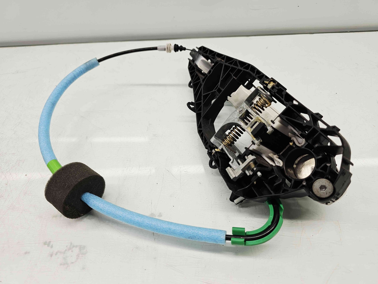 Maner usa dreapta spate Bmw X1 (F48) [Fabr 2016-2022] 300 Alpinweiss III - imagine 4