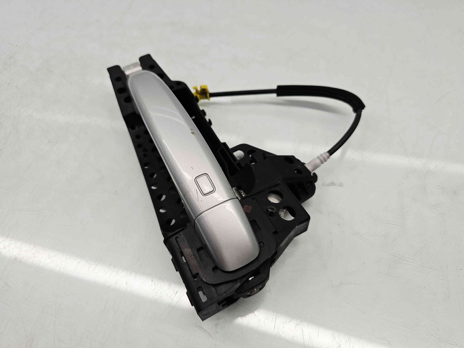 Maner usa dreapta spate Audi A4 (8K2, B8.5) Facelift [Fabr 2008-2015] LX7W - imagine 2