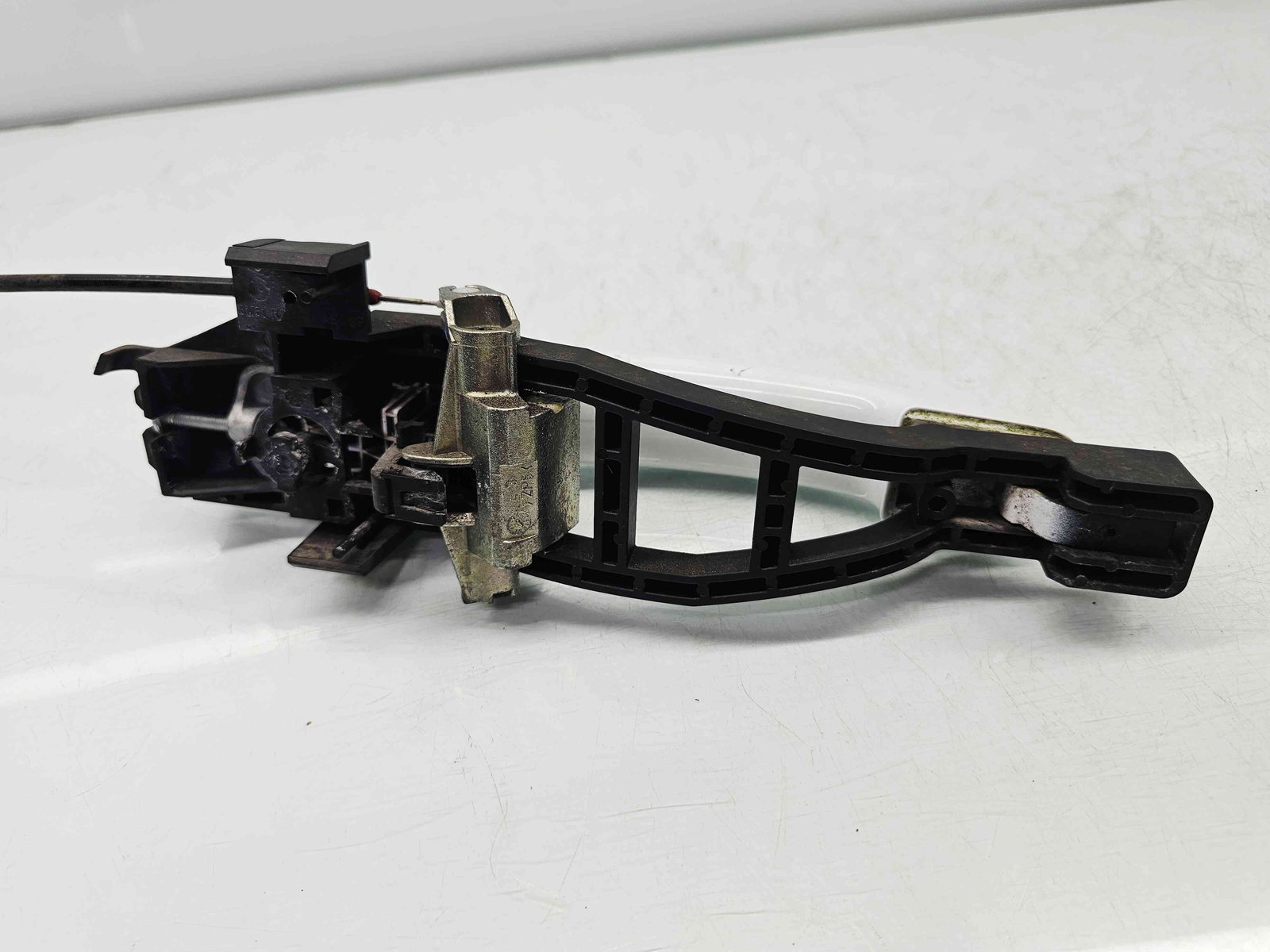 Maner usa stanga fata Ford Grand C-Max (CB7) [Fabr 2010-2015] Frozen White - imagine 3