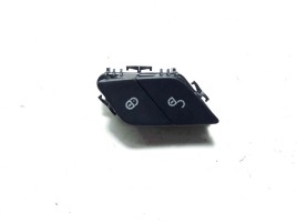 Buton blocare usi 12589339 Mercedes E220 W213 2.0 2016-2021