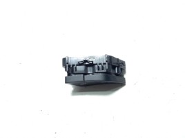 Buton blocare usi 12589339 Mercedes E220 W213 2.0 2016-2021
