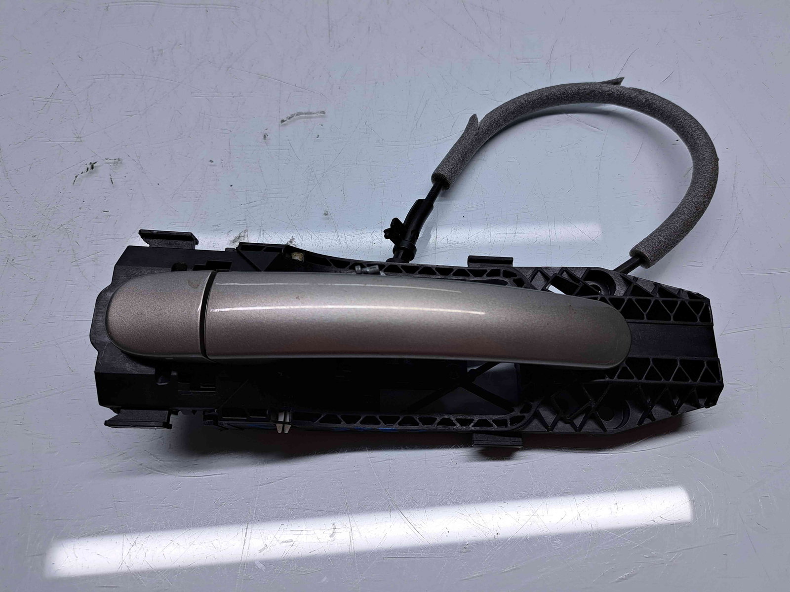 Maner usa stanga spate Skoda Rapid (NH3) [Fabr 2012-2019] 5N0839885H - imagine 1