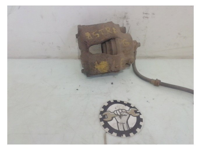 Etrier dreapta fata Opel Astra G 1.6 OEM 2004-2009