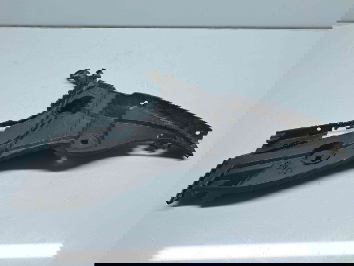 Suport bara dreapta spate Audi A3 Sportback (8VA) Hatchback [Fabr 2012-2020] 8V4807378A