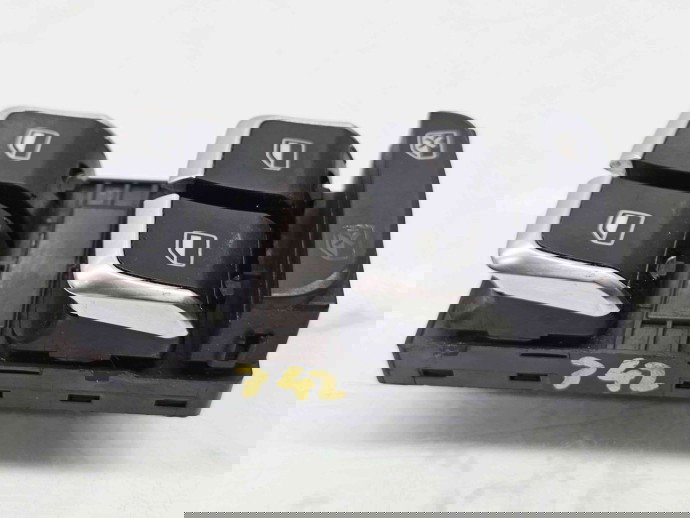  Butoane comanda geamuri sofer  AUDI A5 (8T3) [Fabr 2007-2015] 8K0959851F