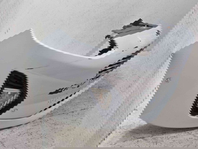 Bara fata Ford Fiesta 8 [Fabr 2017-2025] Frozen White