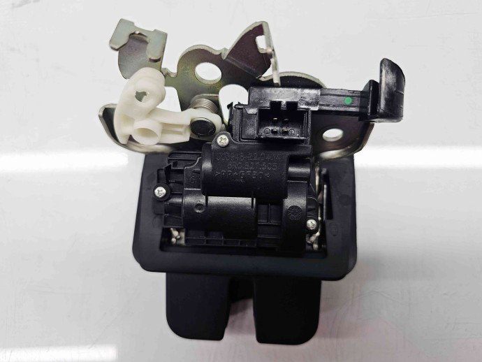 Broasca haion Audi A3 Sportback (8VA) Hatchback [Fabr 2012-2020] 8R0827505