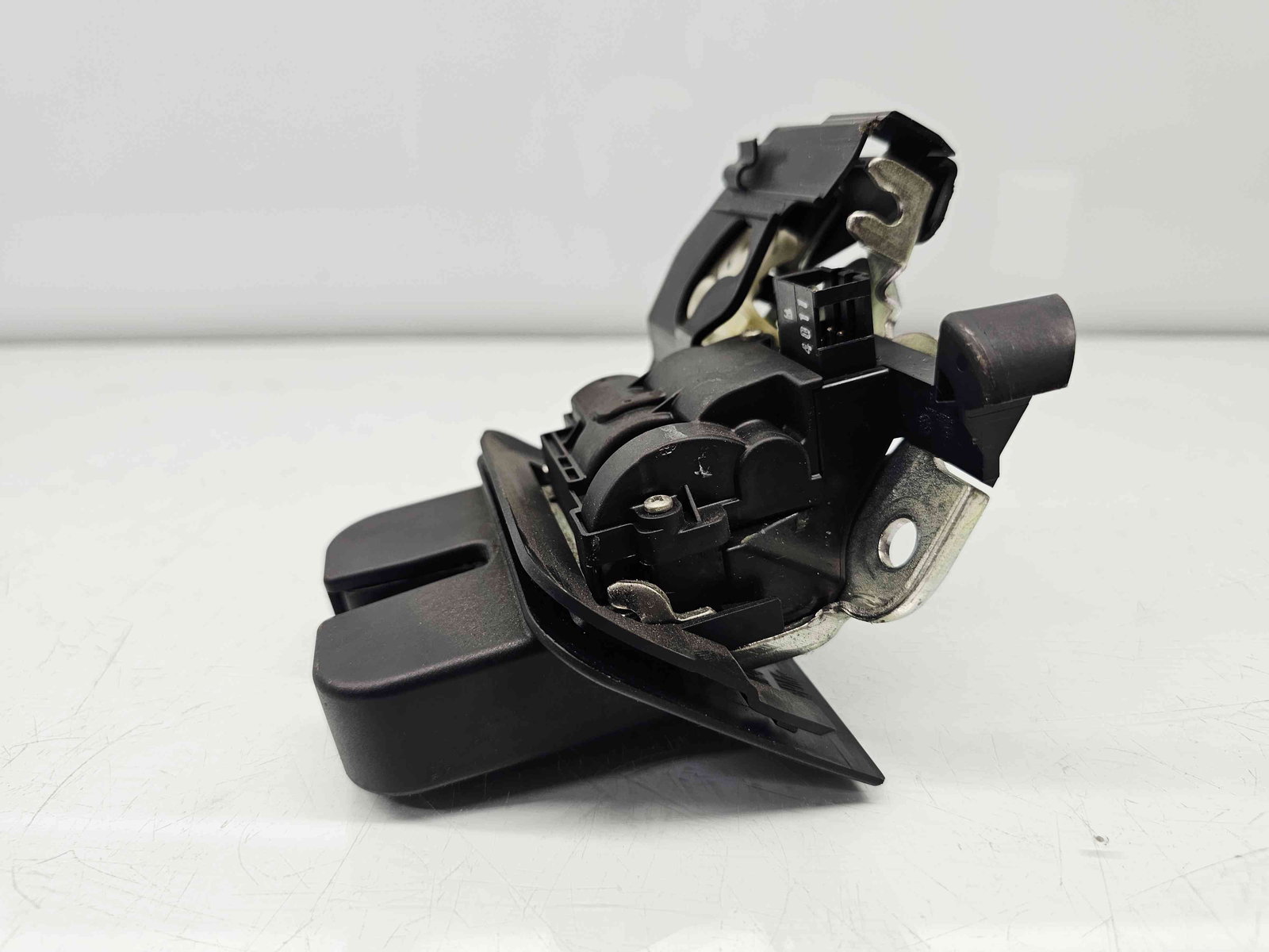 Broasca haion Audi A3 Sportback (8PA) [Fabr 2004-2013] Facelift 8P4827520B - imagine 3