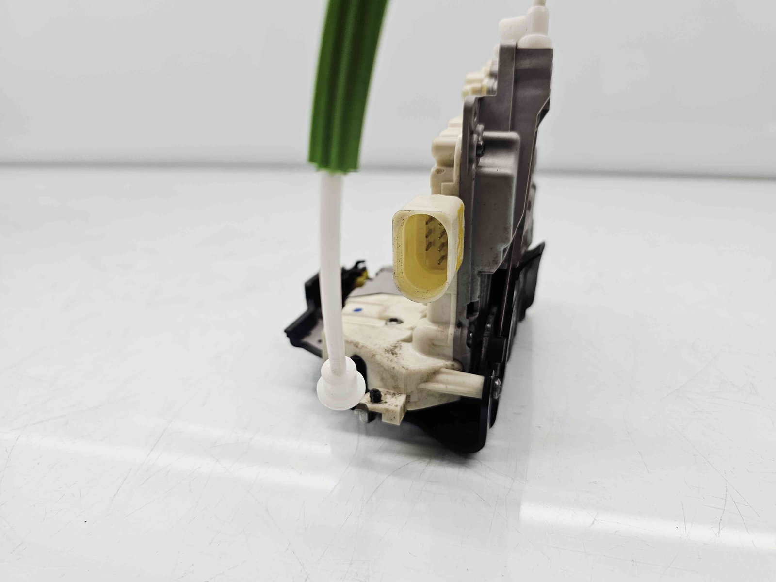 Broasca usa dreapta spate Audi A3 Sportback (8PA) [Fabr 2004-2013] Facelift 4F0839016 - imagine 3