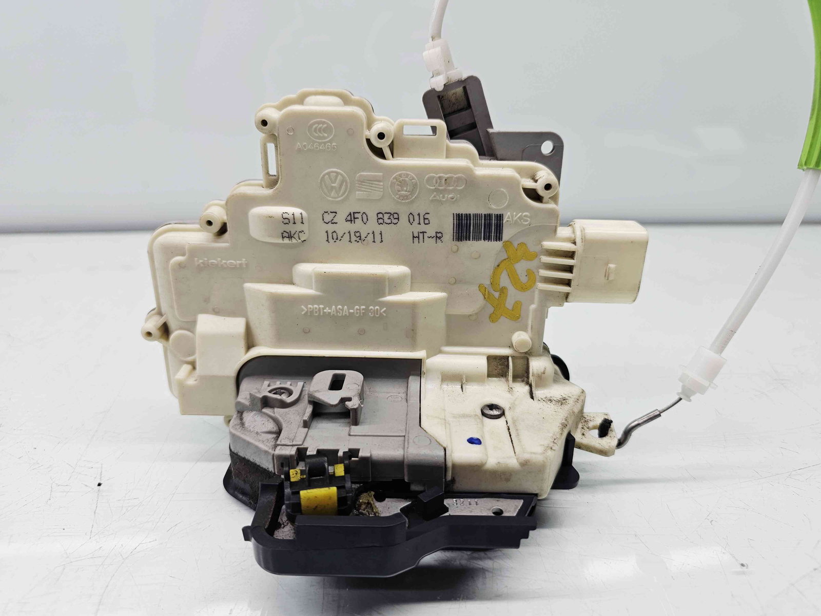 Broasca usa dreapta spate Audi A3 Sportback (8PA) [Fabr 2004-2013] Facelift 4F0839016 - imagine 4