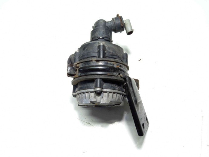 Pompa recirculare apa A2535010920 Mercedes E220 W213 2.0 2016-2021