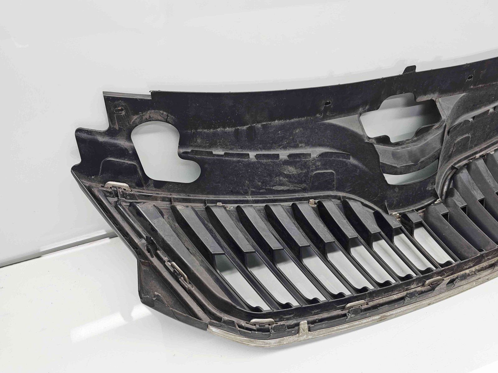 Grila bara fata Skoda Rapid (NH3) [Fabr 2012-2019] 5JA853668 - imagine 9