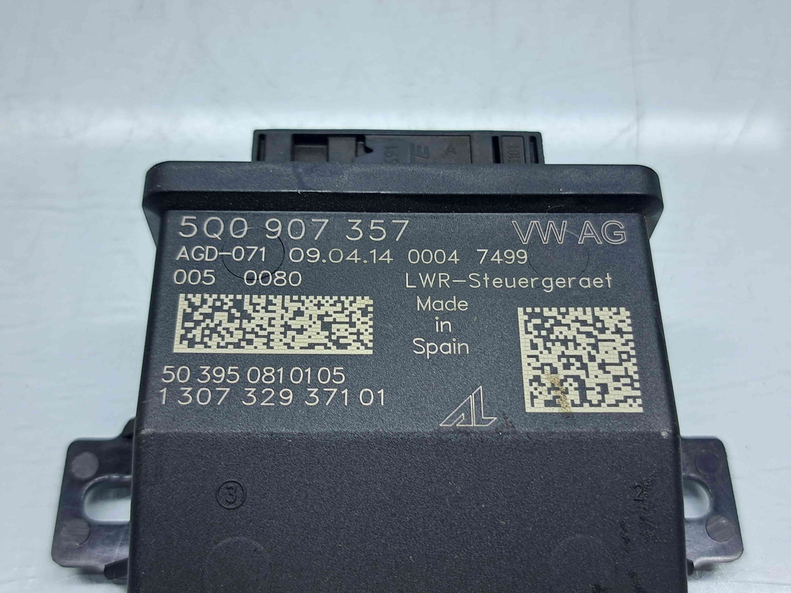 Modul control lumini Audi A3 Sportback (8VA) Hatchback [Fabr 2012-2020] 5Q0907357 - imagine 2