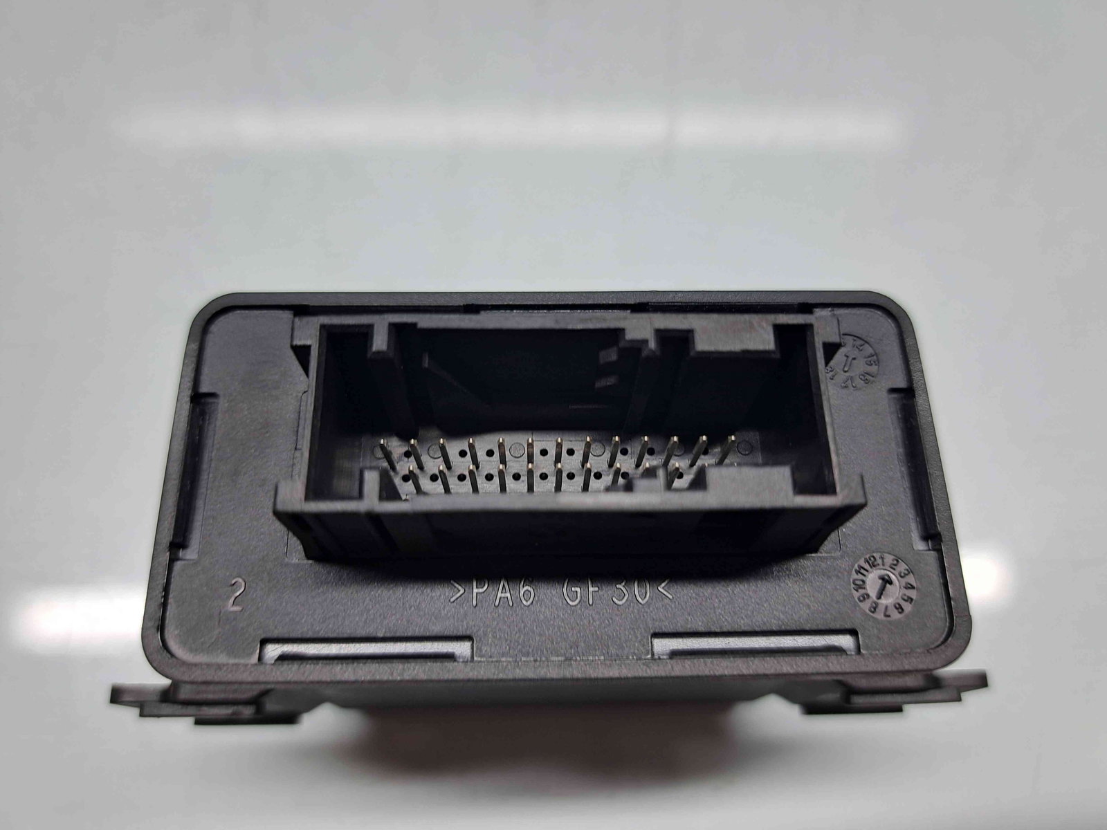 Modul control lumini Audi A3 Sportback (8VA) Hatchback [Fabr 2012-2020] 5Q0907357 - imagine 4