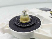 Motoras geam dreapta fata Volkswagen Tiguan (5N) [Fabr 2007-2016] 5N0959701