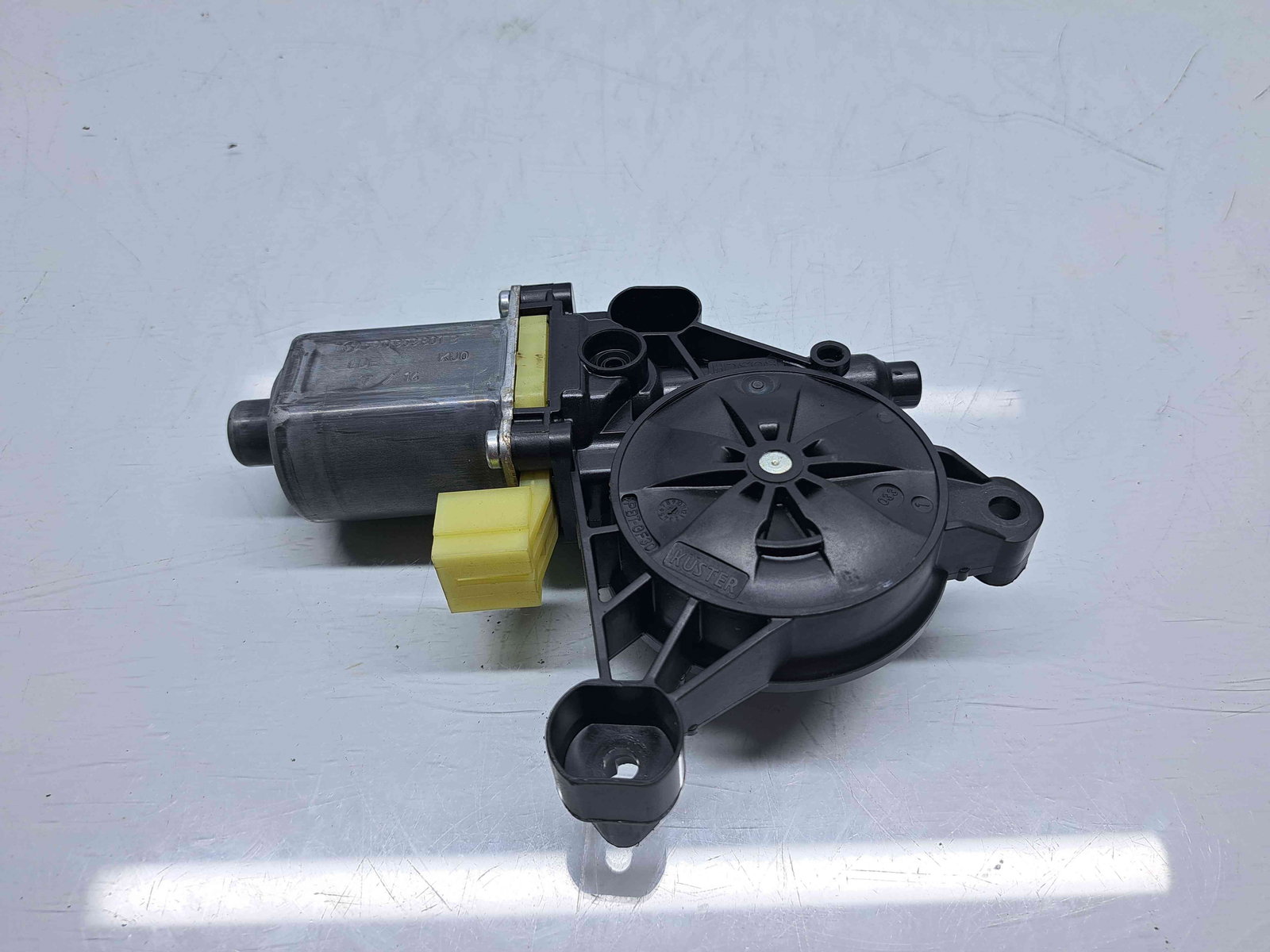 Motoras geam dreapta fata Audi A3 Sportback (8VA) Hatchback [Fabr 2012-2020] S850202099 - imagine 1