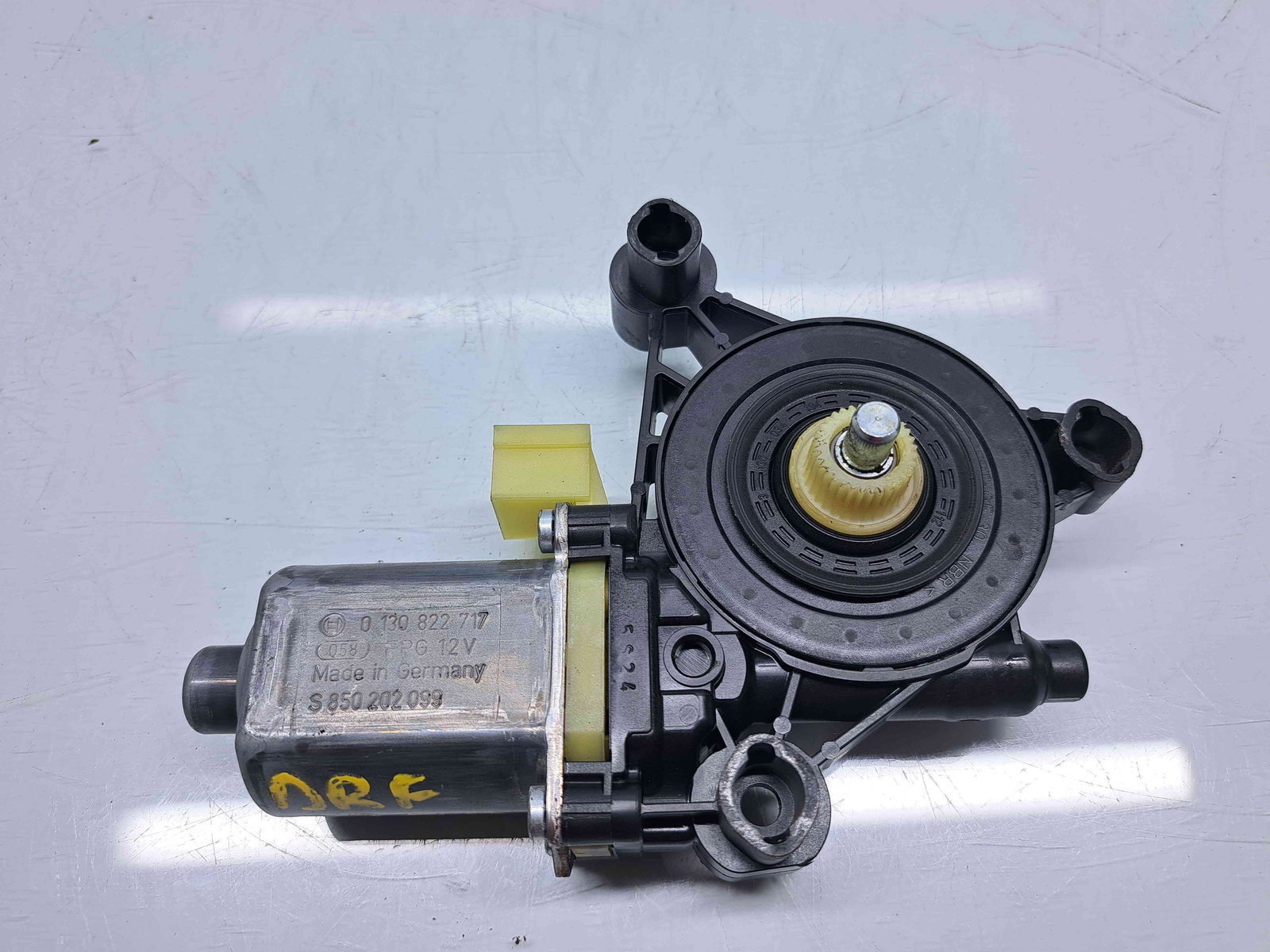 Motoras geam dreapta fata Audi A3 Sportback (8VA) Hatchback [Fabr 2012-2020] S850202099 - imagine 2